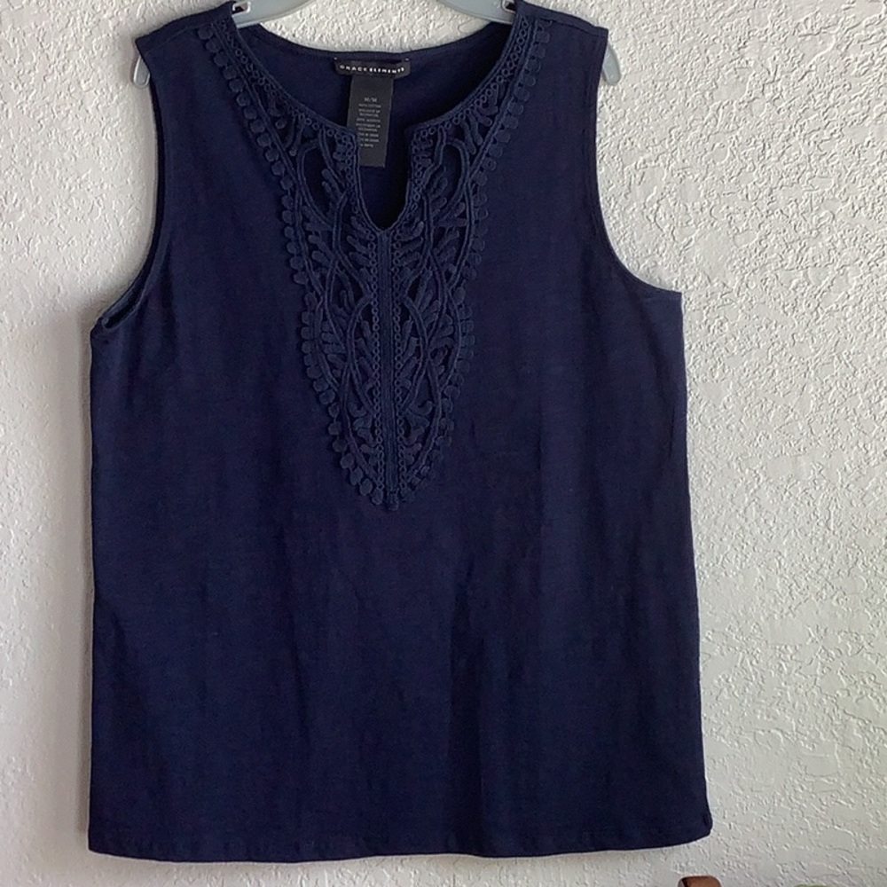 Grace Elements women’s top